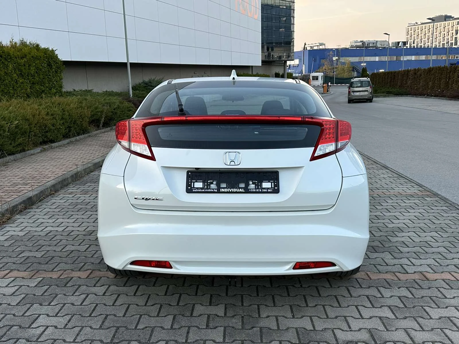 Honda Civic 2.2 I-DTEC - изображение 6