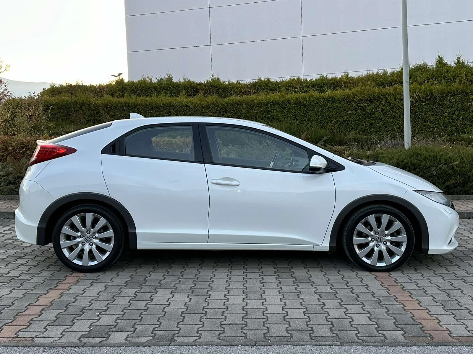 Honda Civic 2.2 I-DTEC - изображение 8