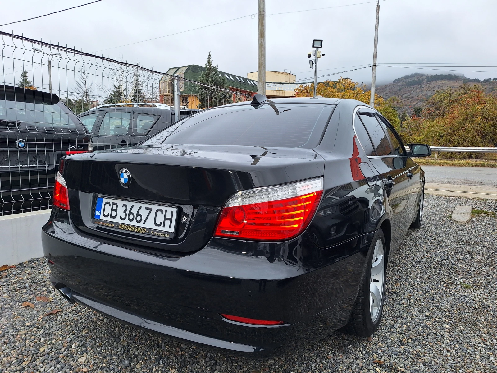 BMW 525 3.0 I НАПАЛНО ОБСЛУЖЕН КАТО НОВА  - изображение 5