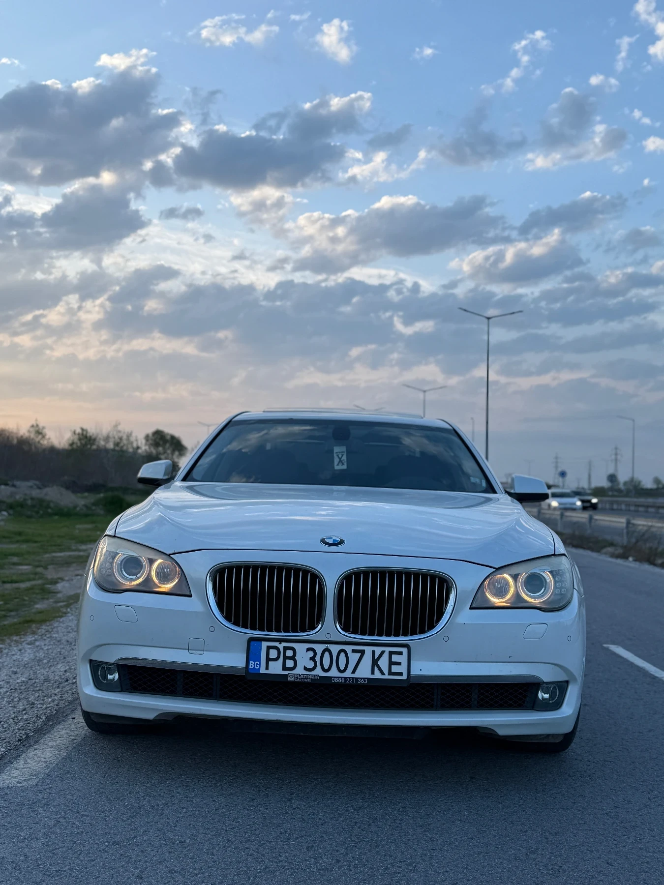 BMW 740  - изображение 2