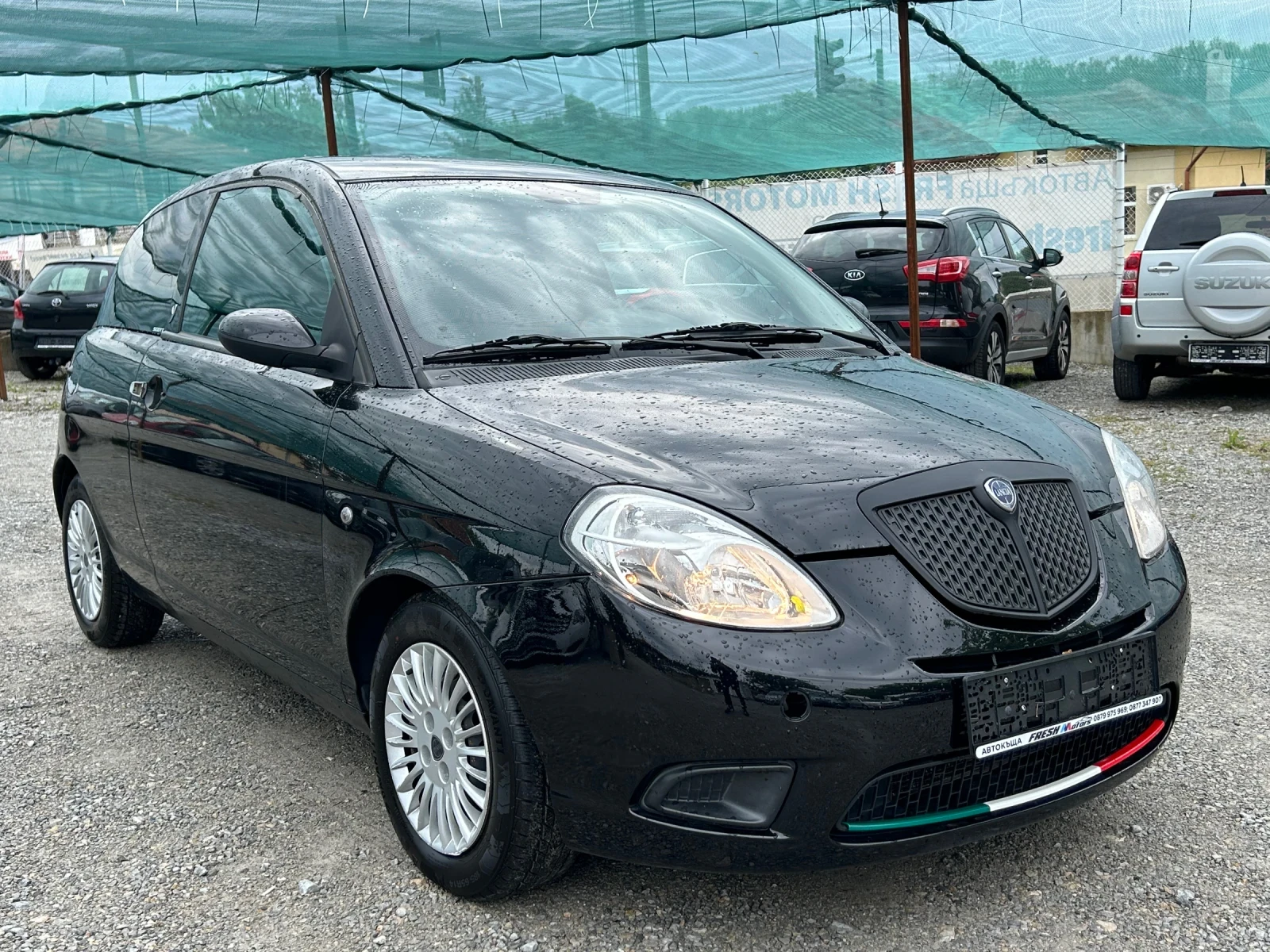 Lancia Ypsilon 1.2i 60K.C. / РАБОТЕЩ КЛИМАТИК / НОВИ ГУМИ - изображение 2