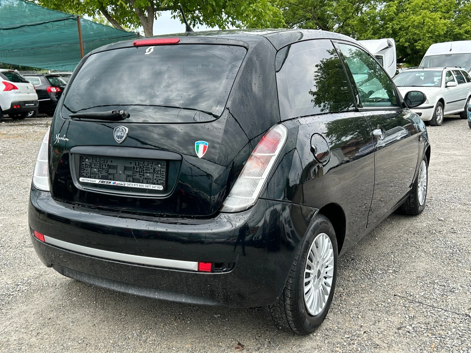 Lancia Ypsilon 1.2i 60K.C. / РАБОТЕЩ КЛИМАТИК / НОВИ ГУМИ - изображение 4