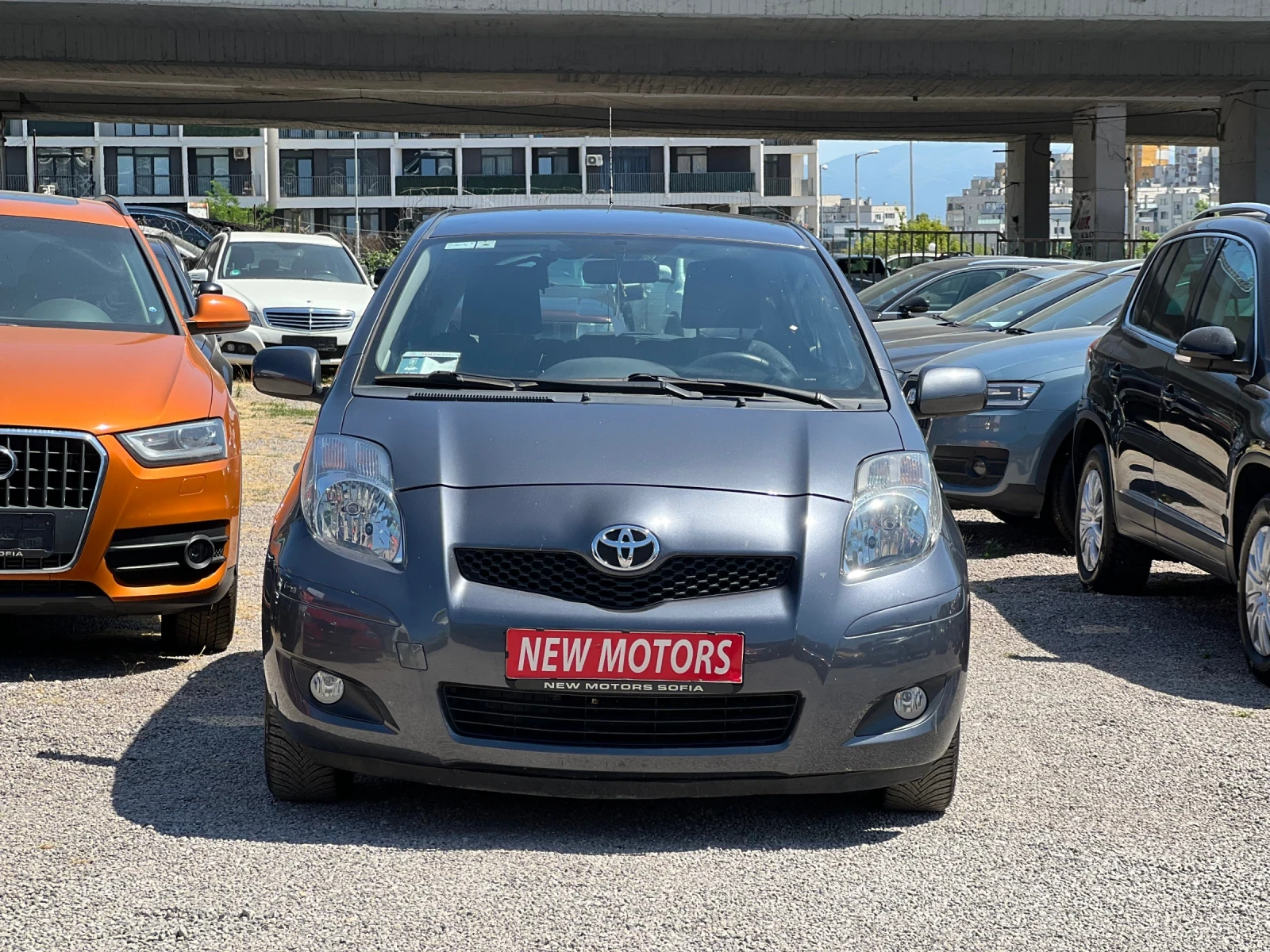 Toyota Yaris 1.3-бензин-лизинг през Уникредит по 220лв - изображение 2