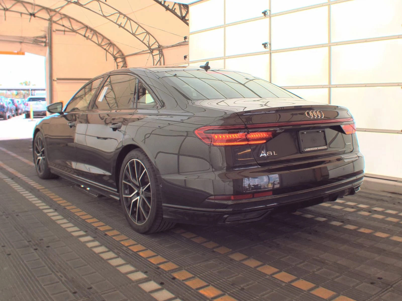 Audi A8 L 4.0T Обдух* Bang&Olufsen* 360* Ambient* Масаж*  - изображение 6