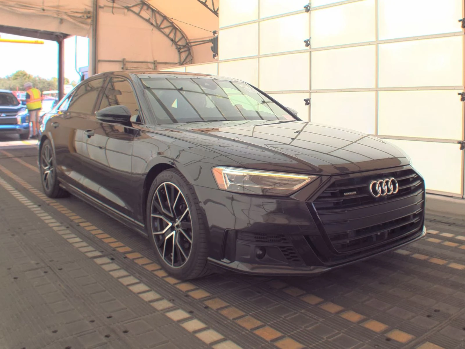Audi A8 L 4.0T Обдух* Bang&Olufsen* 360* Ambient* Масаж*  - изображение 3
