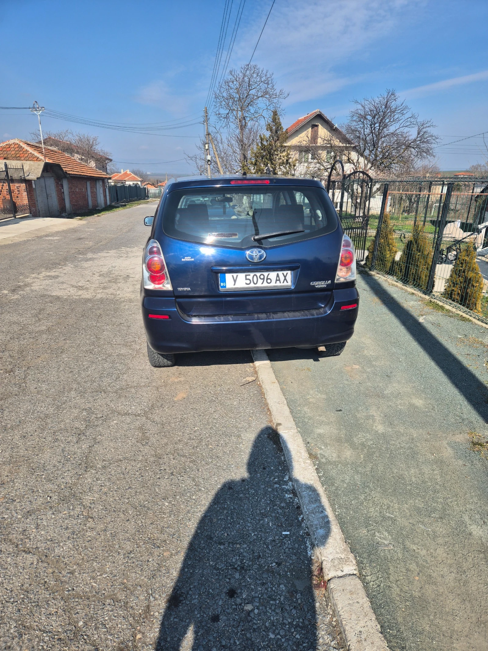 Toyota Corolla verso  - изображение 3
