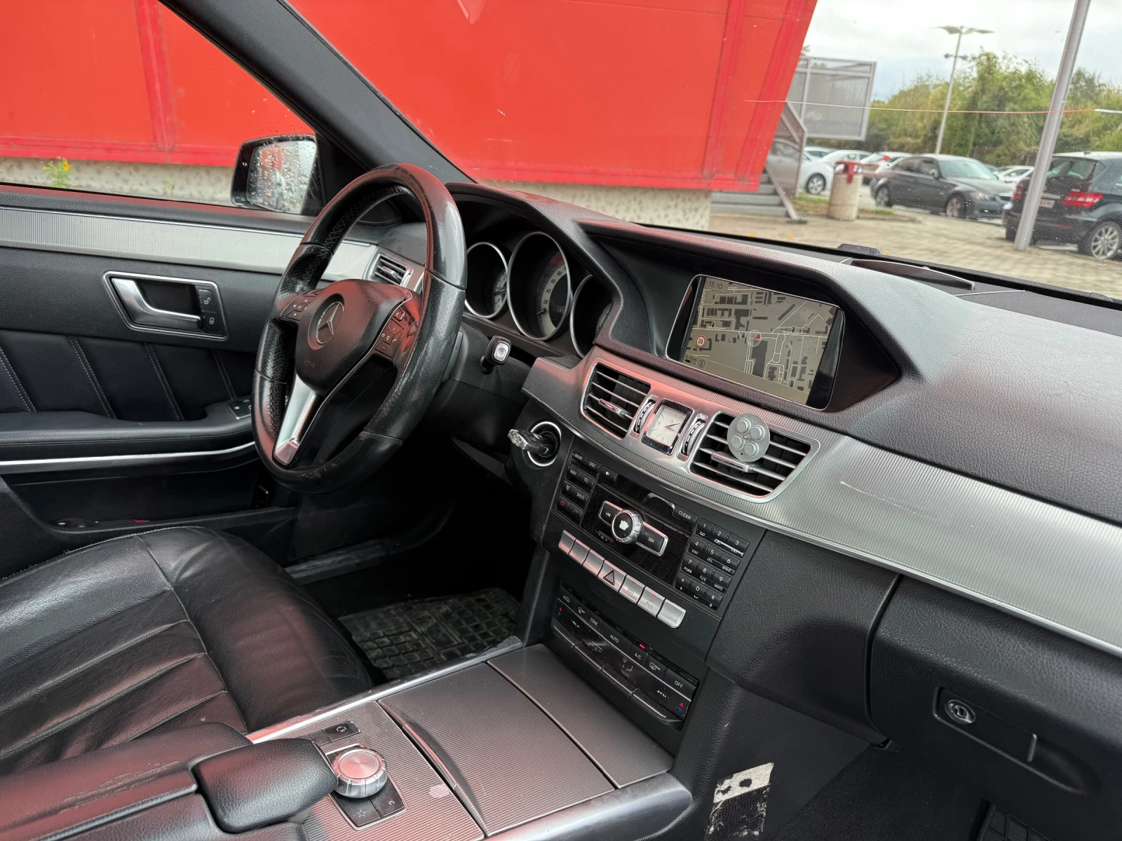 Mercedes-Benz E 220 9G* LED* Панорама* AMG*  - изображение 8