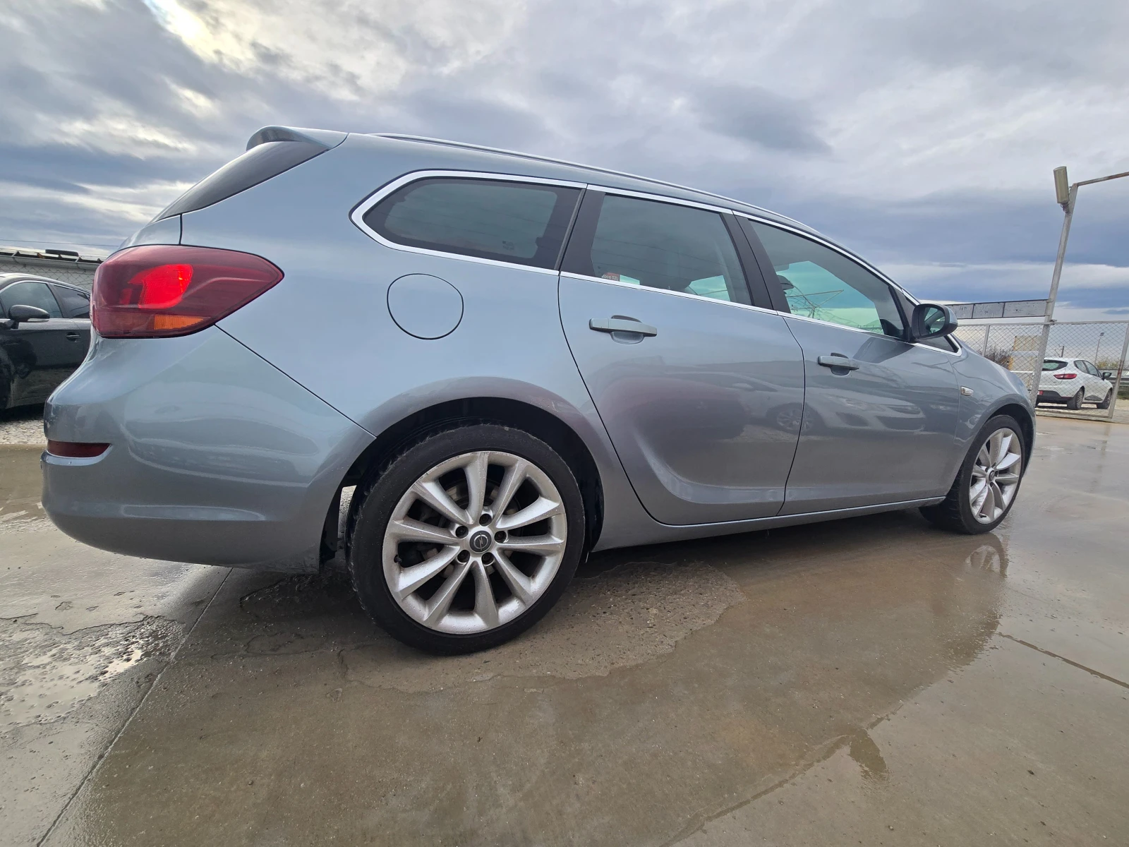 Opel Astra 2011г, 1, 7-125к.с.КОЖА, НАВИ - изображение 6