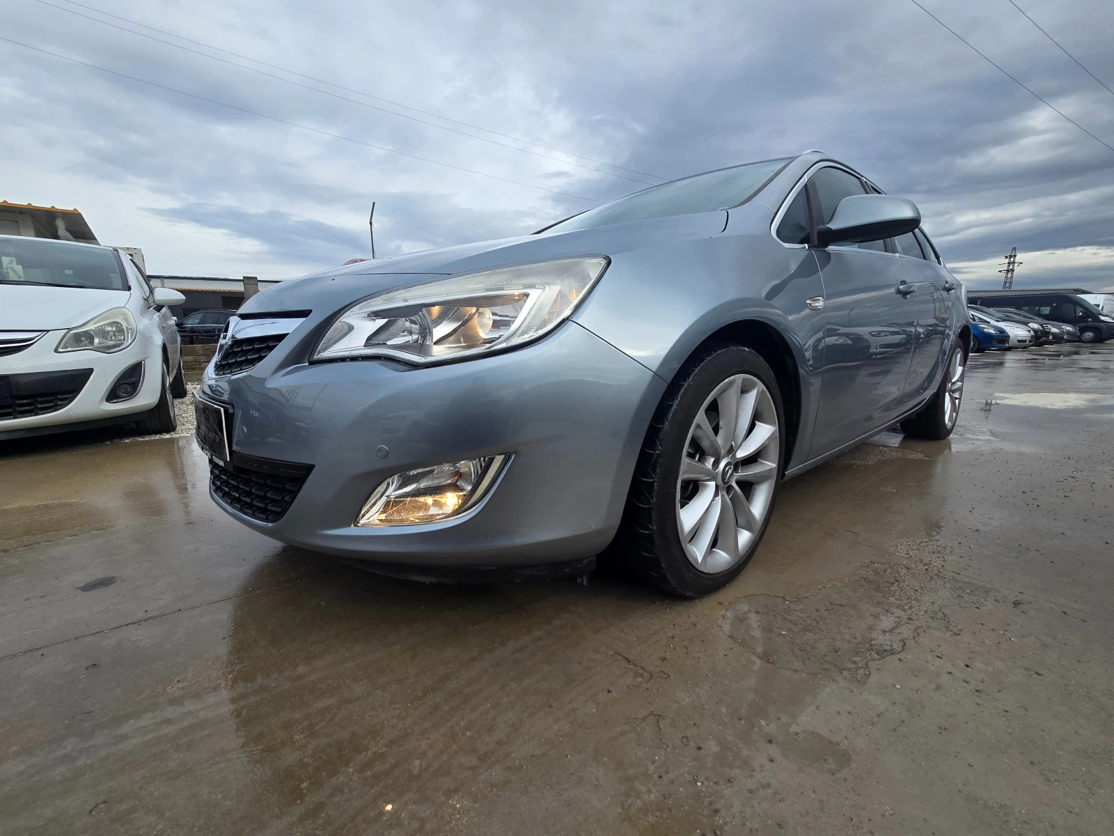 Opel Astra 2011г, 1, 7-125к.с.КОЖА, НАВИ - изображение 3