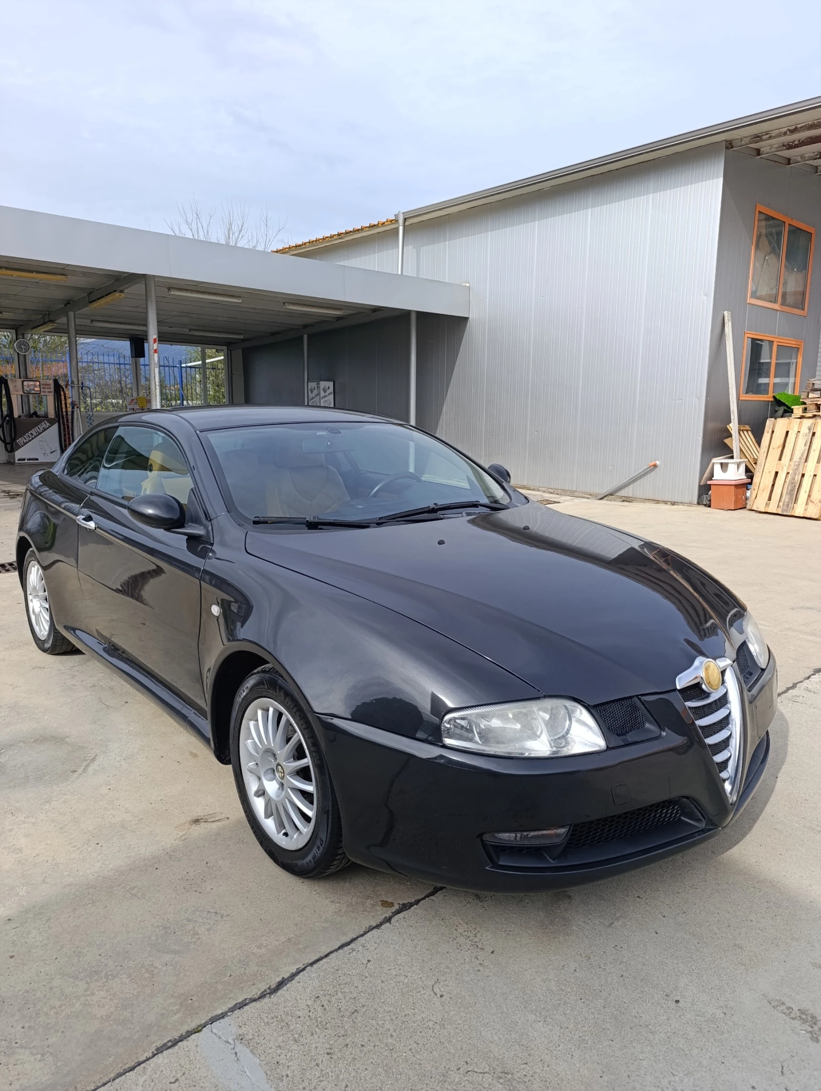 Alfa Romeo Gt 1.9, снимка 3 - Автомобили и джипове - 54220910