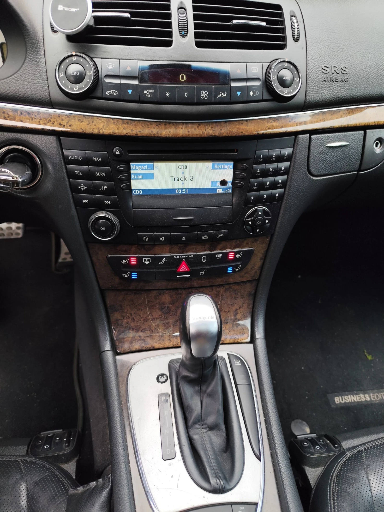 Mercedes-Benz E 320 e320cdi amg броня, снимка 8 - Автомобили и джипове - 54485902