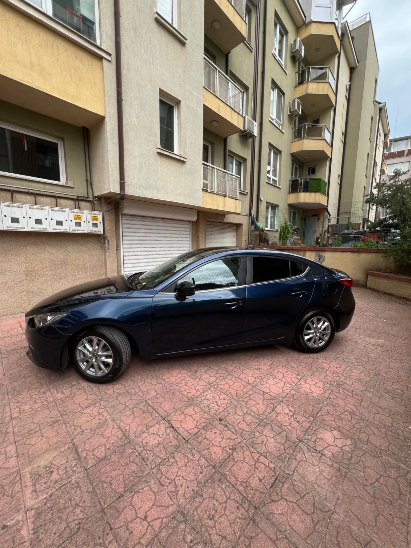 Mazda 3 2.0 бензин, снимка 3 - Автомобили и джипове - 54651510