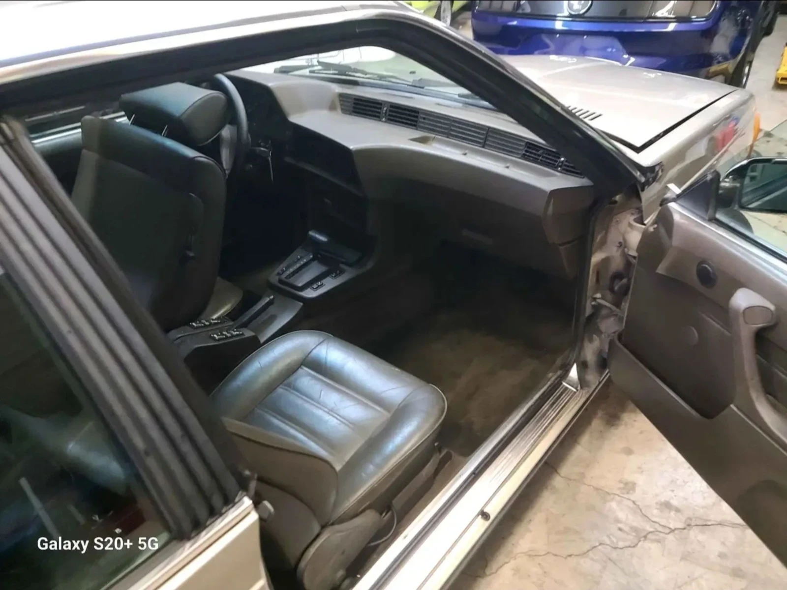 BMW 635 CSI * 1986 * Перфектно Състояние * Цена до БГ! * , снимка 5 - Автомобили и джипове - 54663763