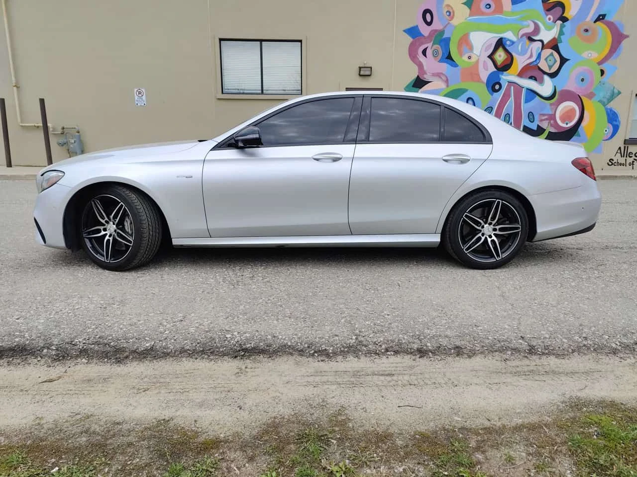 Mercedes-Benz E 43 AMG * CARFAX * ЦЕНА ДО БГ, снимка 3 - Автомобили и джипове - 54726354