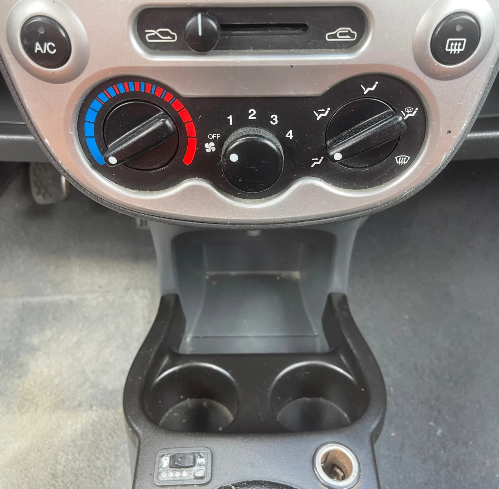 Chevrolet Matiz SX 1.0i LPG , снимка 15 - Автомобили и джипове - 54900572