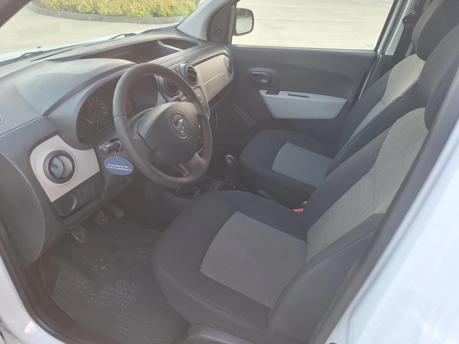 Dacia Dokker 1.5 DCI, снимка 10 - Автомобили и джипове - 55089678