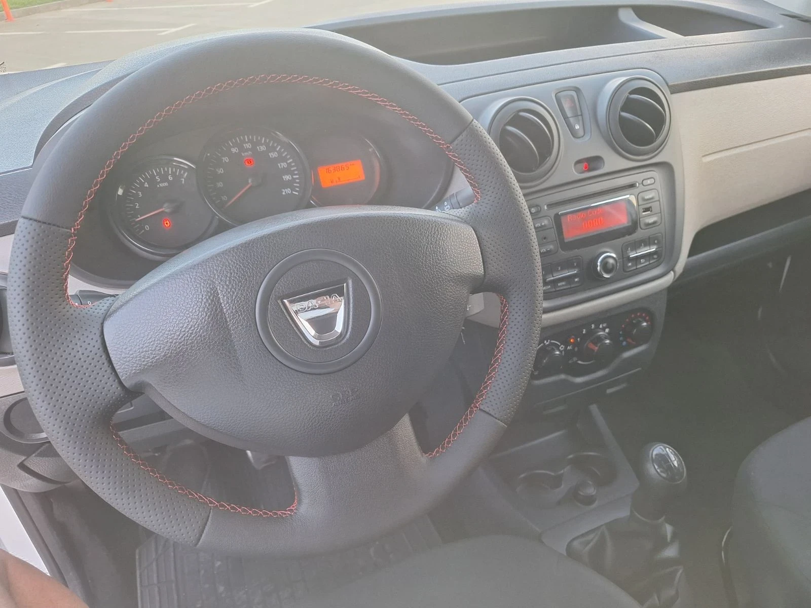 Dacia Dokker 1.5 DCI, снимка 11 - Автомобили и джипове - 55089678