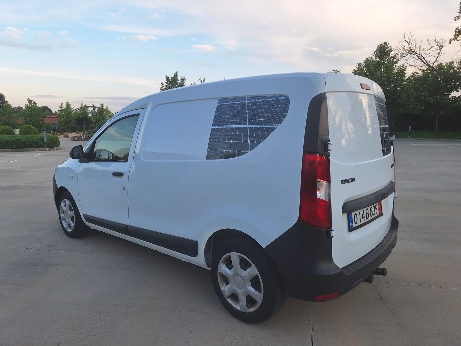 Dacia Dokker 1.5 DCI, снимка 6 - Автомобили и джипове - 55089678