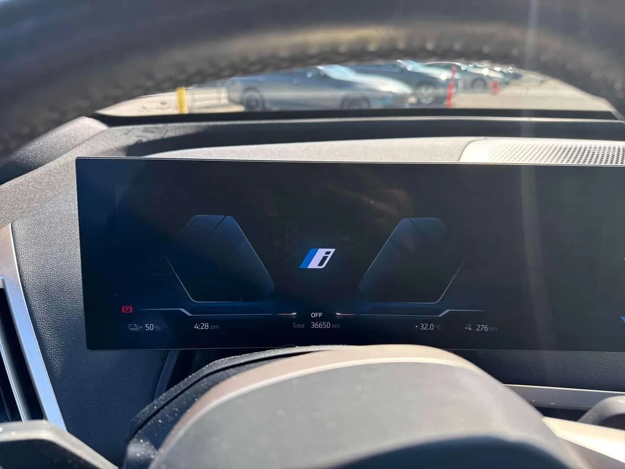 BMW iX * xDrive50 * АВТОКРЕДИТ БЕЗ ПЪРВОНАЧАЛНА ВНОСКА* , снимка 8 - Автомобили и джипове - 55572254