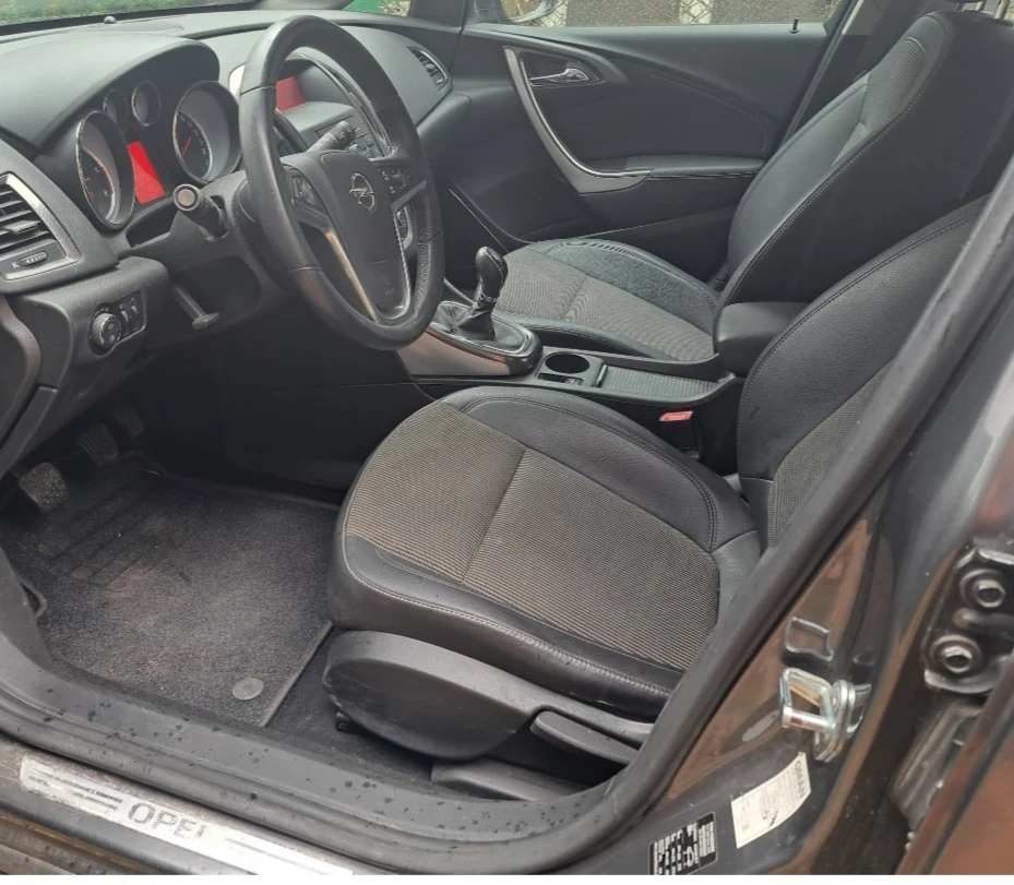 Opel Astra 1.7DCI, снимка 6 - Автомобили и джипове - 55777263