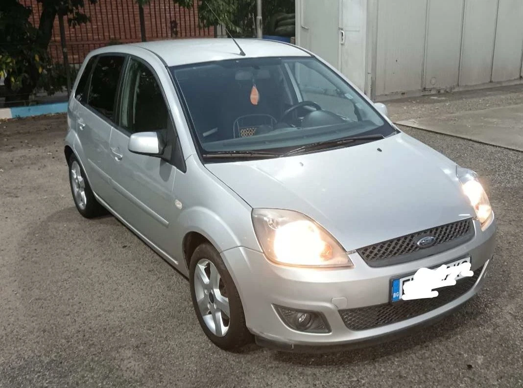 Ford Fiesta 1.4CDI, снимка 17 - Автомобили и джипове - 55651546