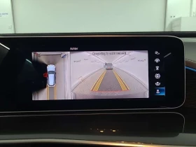 Mercedes-Benz EQC 400 4-Matic, снимка 11