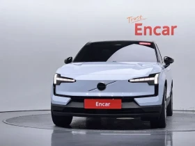 Volvo EX30, снимка 2