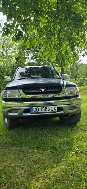     Toyota Hilux VX