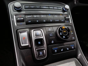 Hyundai Santa fe 2.2CRDi/FACELIFT/PREMIUN/4WD/8 СК/DISTRONIC - 27100 € / 53002.99 лв. - 81982280 11