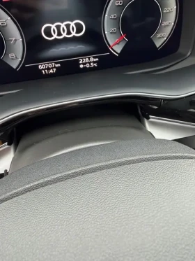 Audi Q8 - 56245 € / 110005.66 лв. - 19953746 3