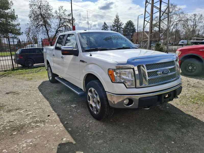 Ford F150 LARIAT 4X4 Перла, снимка 2 - Автомобили и джипове - 49547708