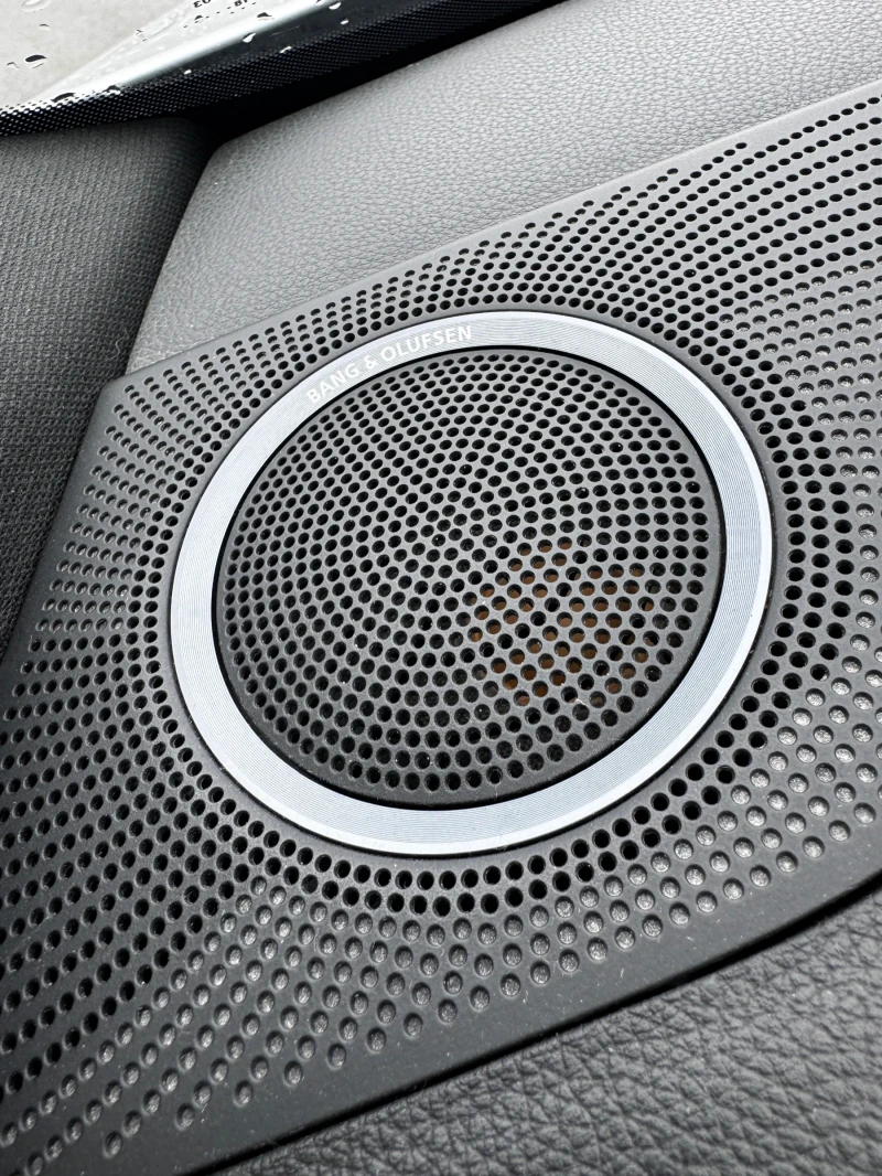 Audi Q5 3.0TDI* S-LINE* B&O* Панорама* Камера, снимка 11 - Автомобили и джипове - 51938023