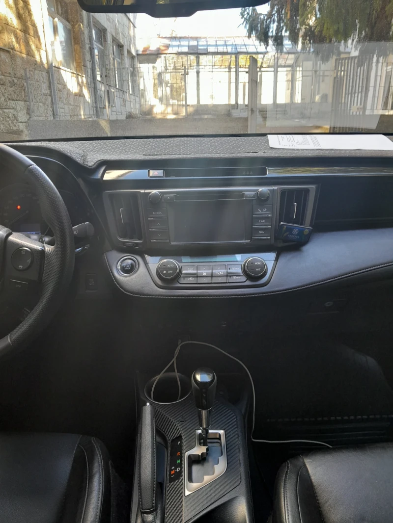 Toyota Rav4, снимка 8 - Автомобили и джипове - 52177371