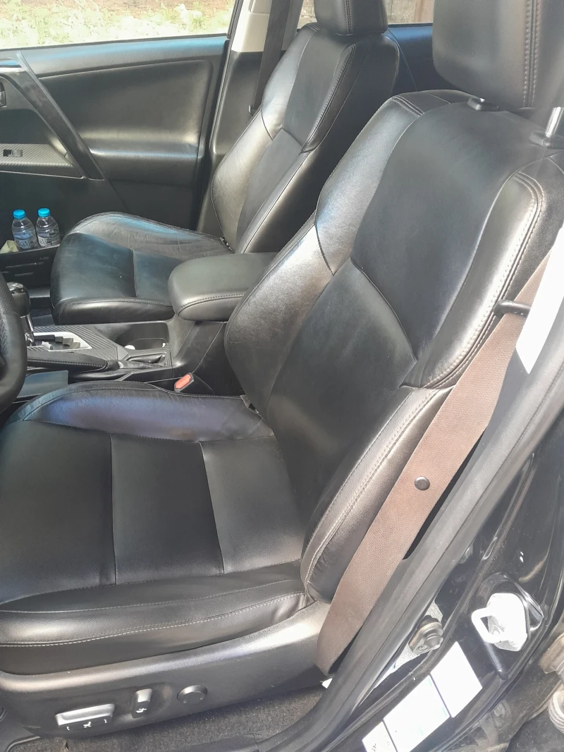Toyota Rav4, снимка 7 - Автомобили и джипове - 52177371