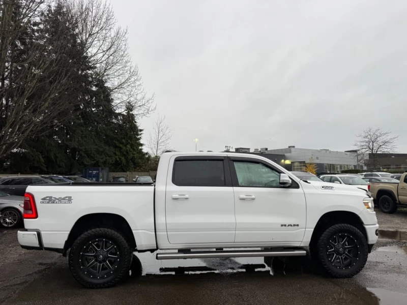 Dodge RAM 1500 * Big Horn * CARFAX * БЕЗ ПЪРВОНАЧАЛНА ВНОСКА, снимка 3 - Автомобили и джипове - 52700340