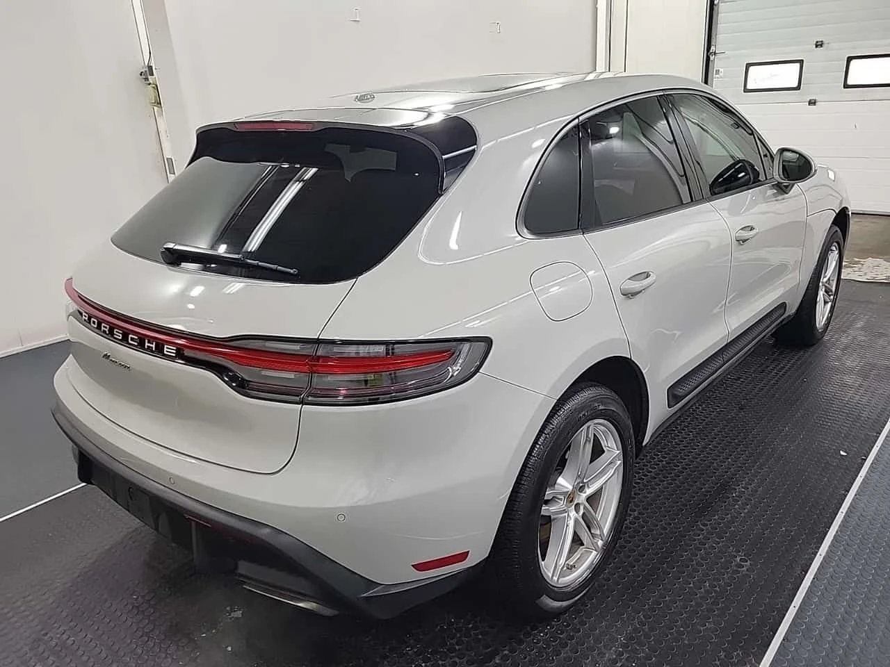 Porsche Macan * AWD * CARFAX * Един собственик * , снимка 3 - Автомобили и джипове - 54560783