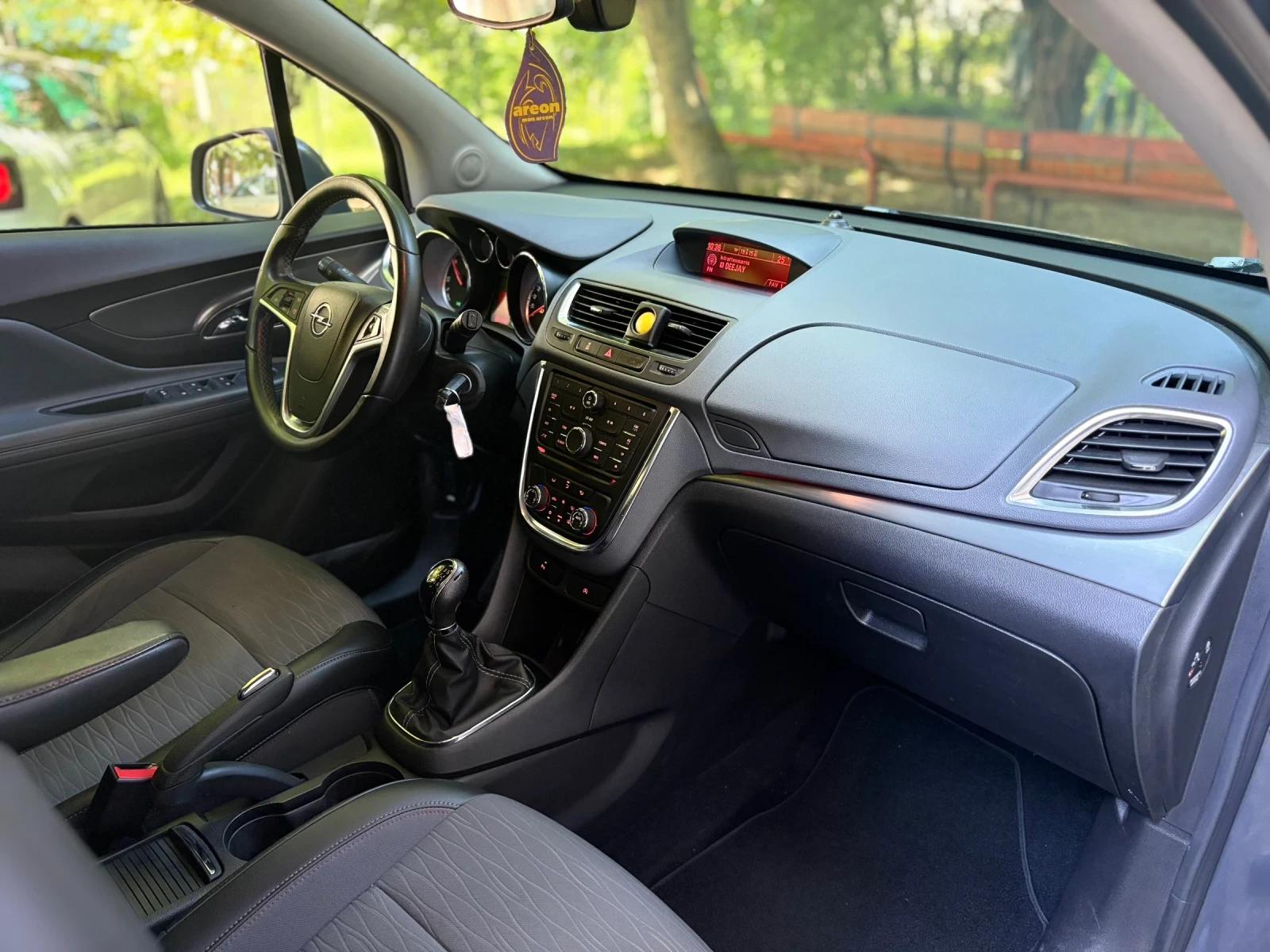 Opel Mokka * 1.6CDTI * 136к.с* COSMO * 4x4 * ПЪЛНА СЕРВ. ИСТ., снимка 6 - Автомобили и джипове - 55282316