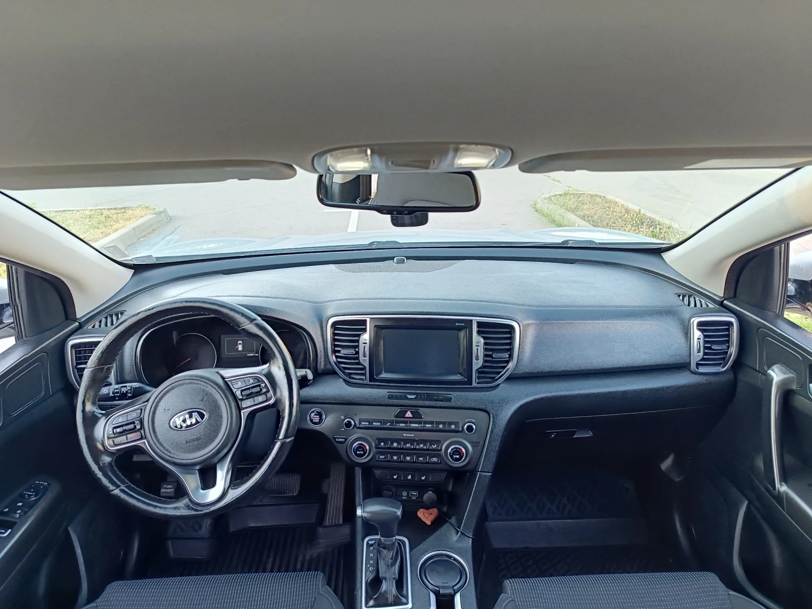 Kia Sportage 1, 6 бензин, 177 к.с. 4х4 , снимка 5 - Автомобили и джипове - 55345202