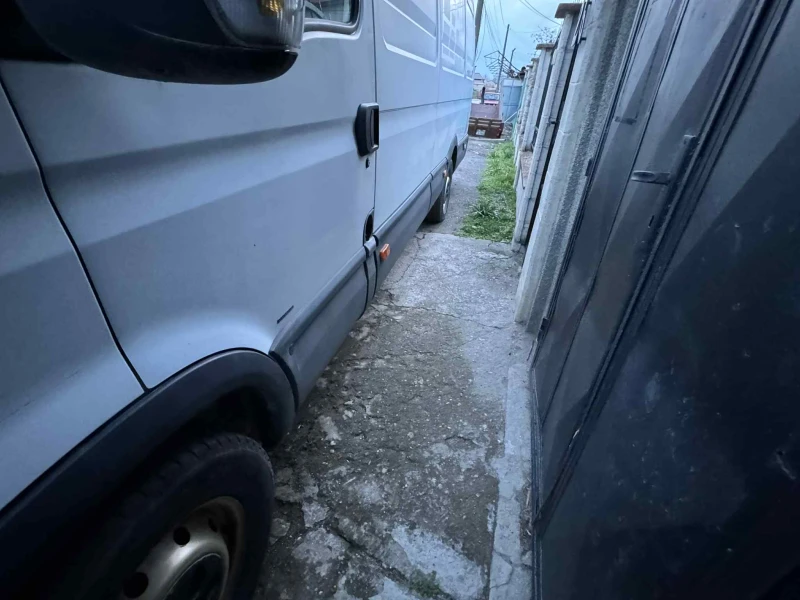 Iveco 35s12, снимка 8 - Бусове и автобуси - 52603800