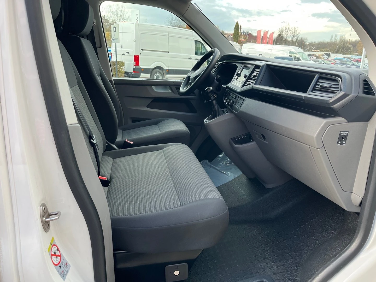 VW Transporter VW Transporter Kasten S 5.8 m3 TDI - изображение 5