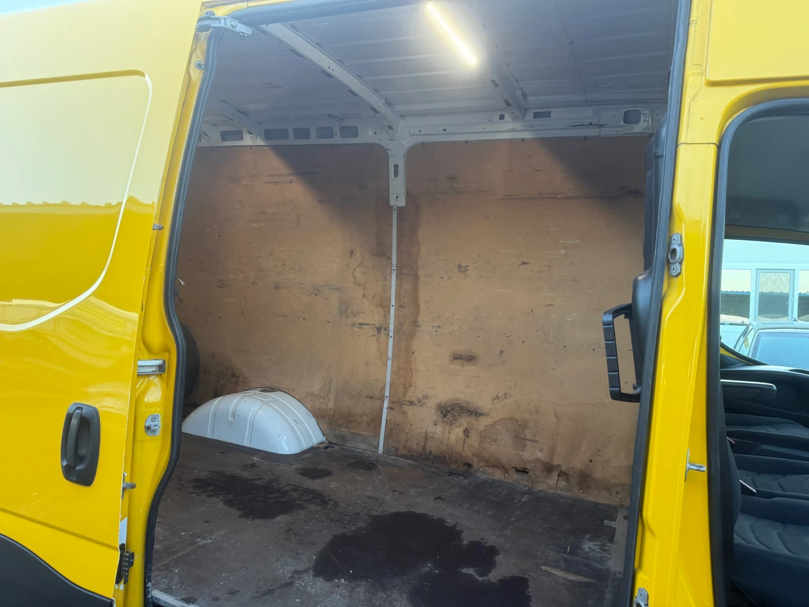 Iveco Daily 2.3 | Mobile.bg � ����������� 11