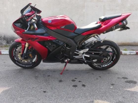    Yamaha YZF-R1 RN12 