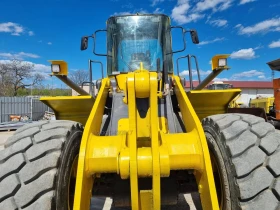 Челен товарач Komatsu D400E, снимка 2