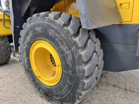Челен товарач Komatsu D400E, снимка 5