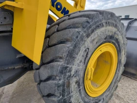 Челен товарач Komatsu D400E, снимка 7