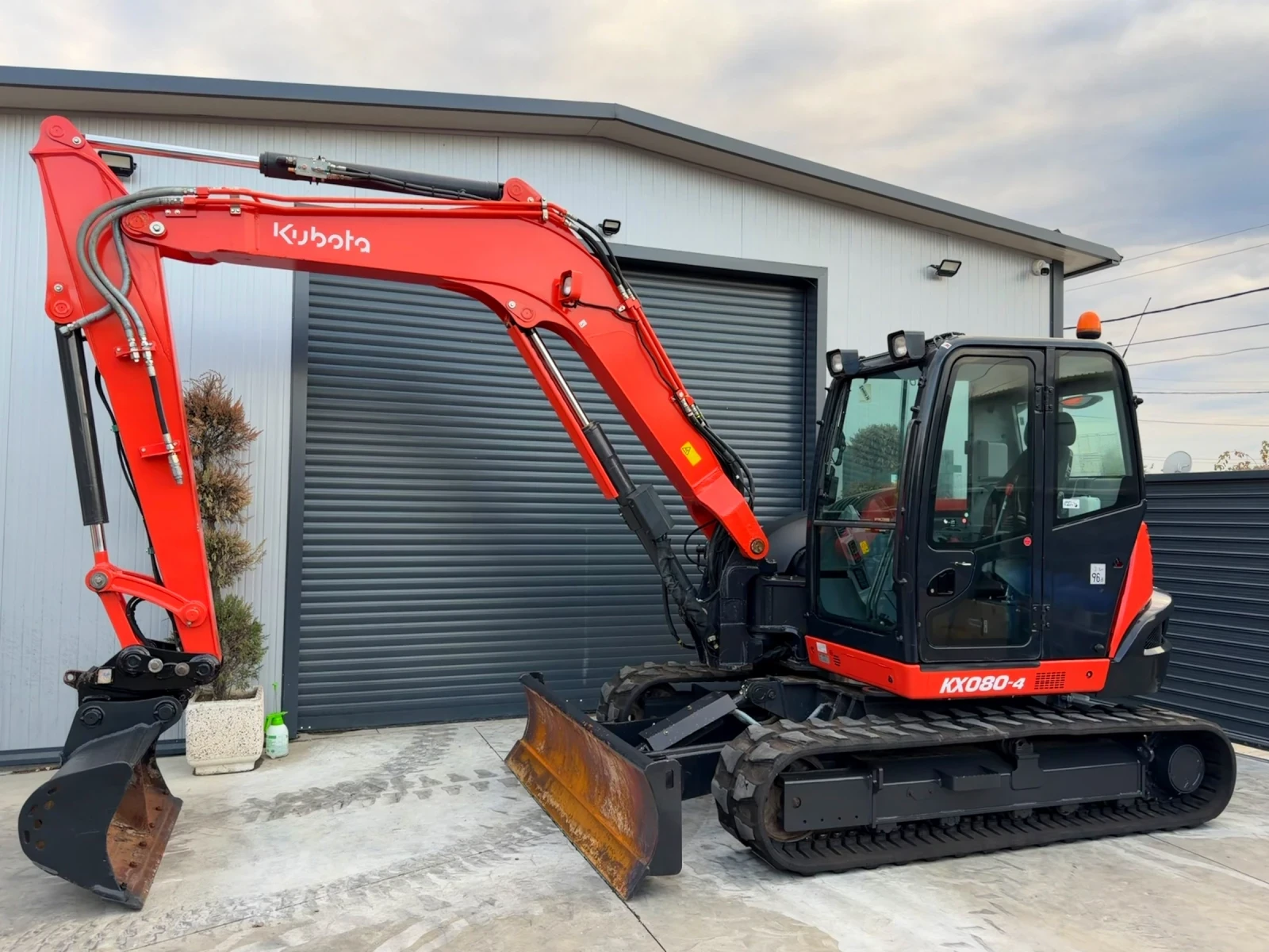 Багер Kubota KX080 8т. 1800мч.