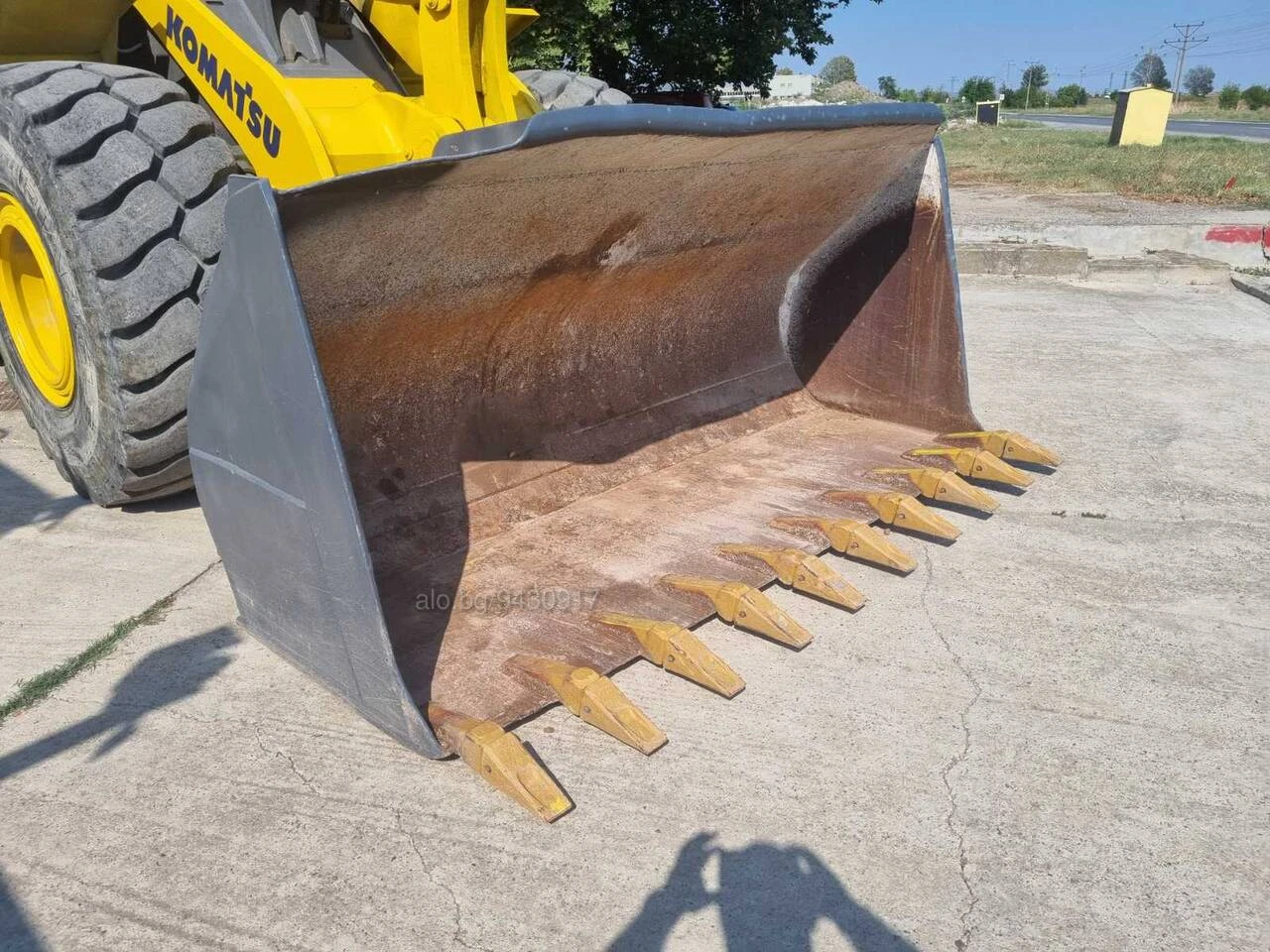 Челен товарач Komatsu D400E, снимка 11 - Индустриална техника - 56158824