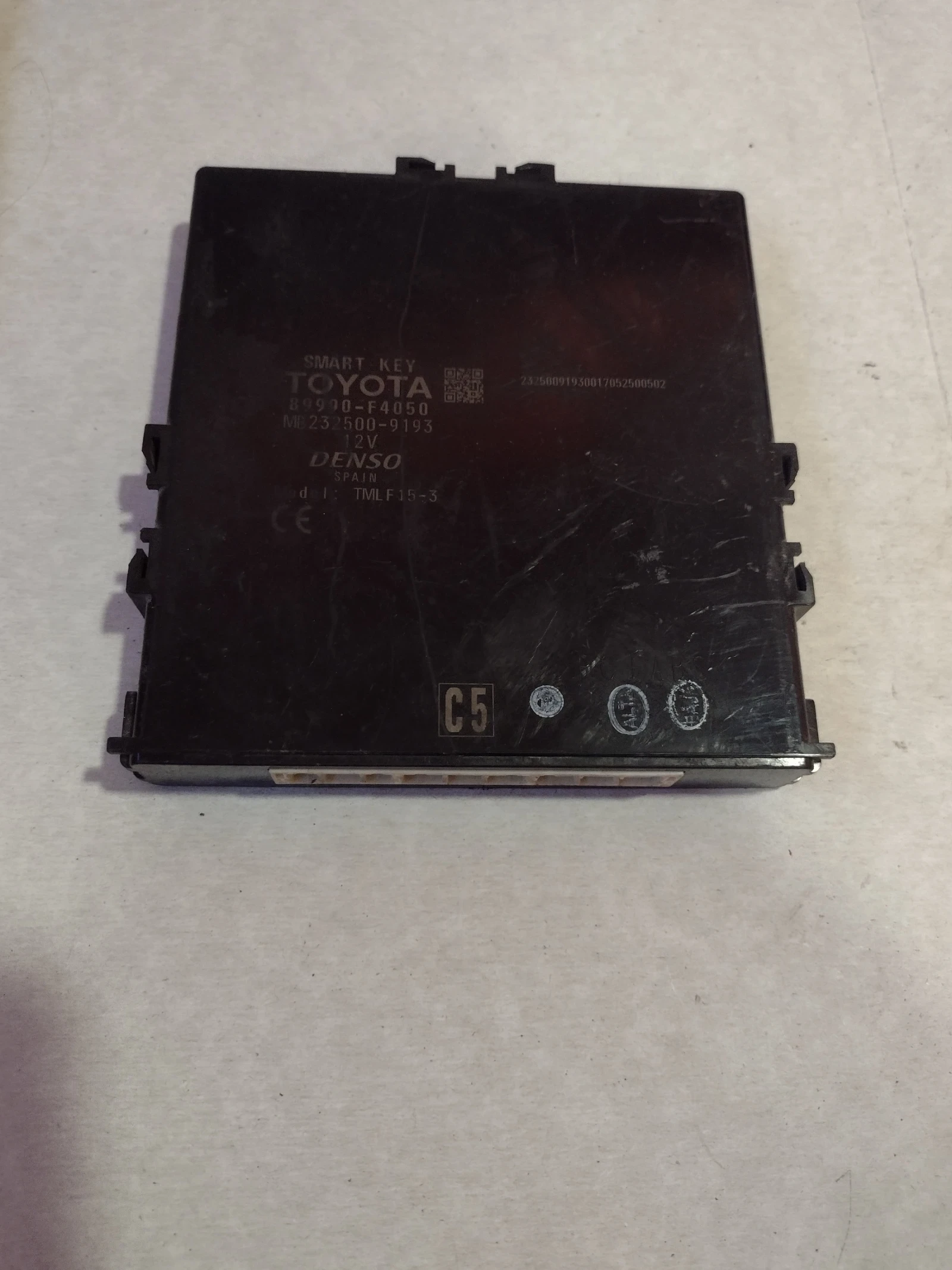 89990-F4050  SMART KEY ��������� ����� TOYOTA C-HR  | Mobile.bg � ����������� 1