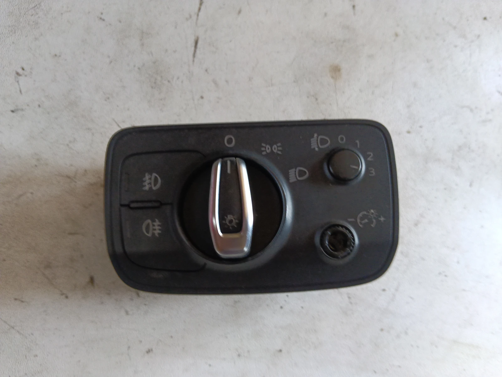 копче фарове 8V0941531N Audi A3
