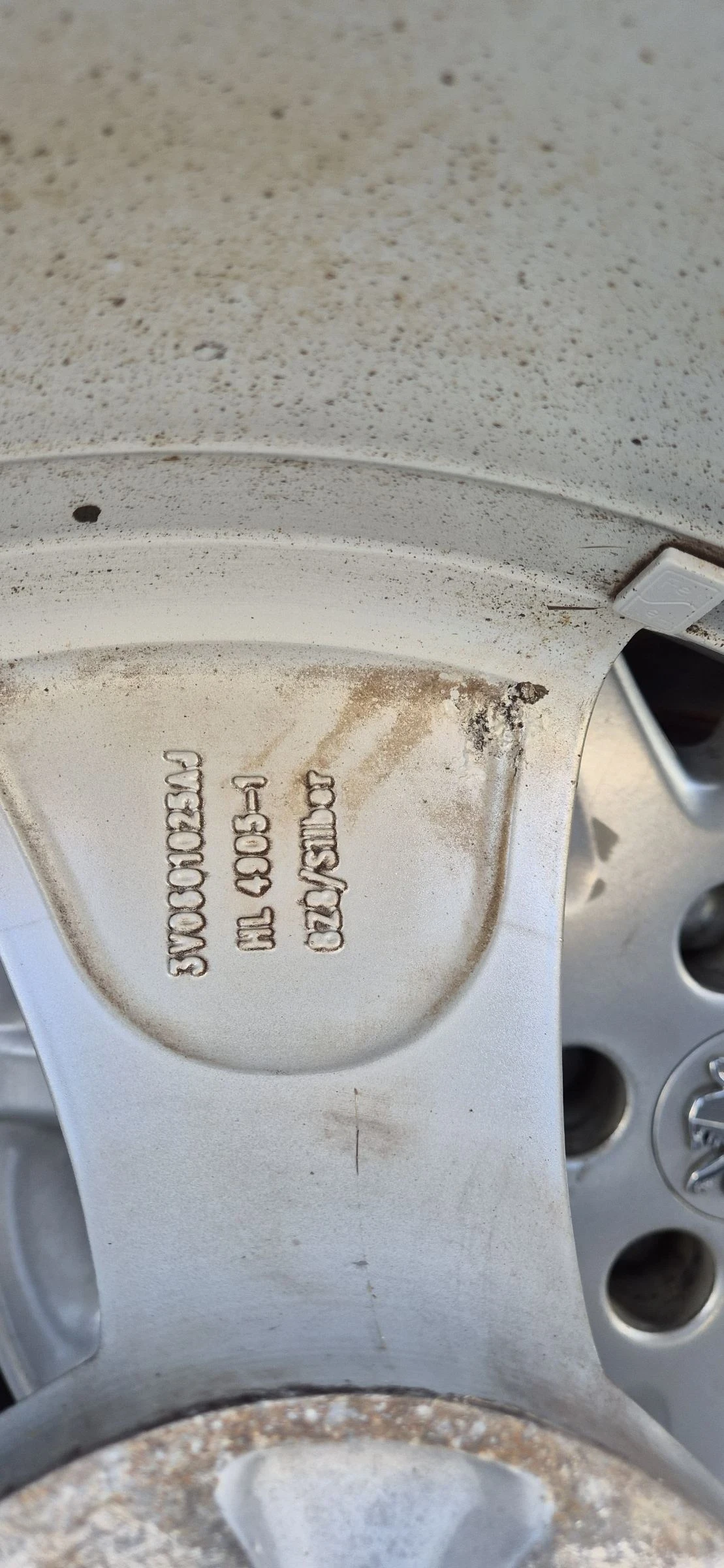    215/55R17  Skoda | Mobile.bg   6